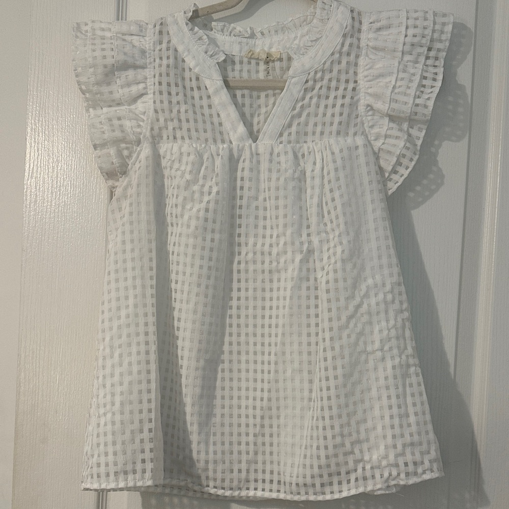 Entro White Textured Blouse